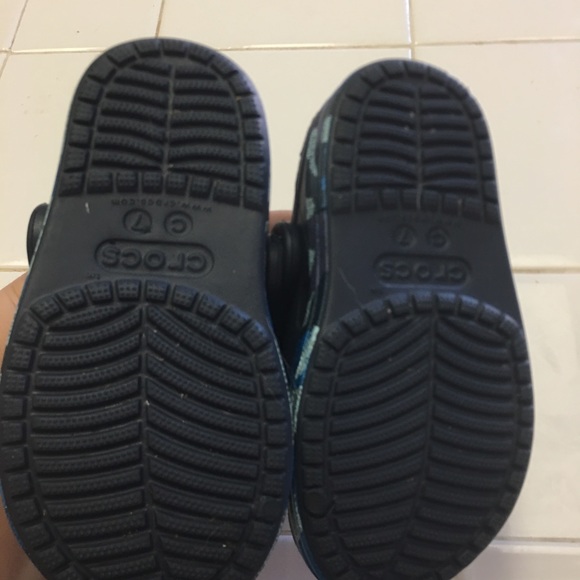 Crocs - Picture 2 of 2